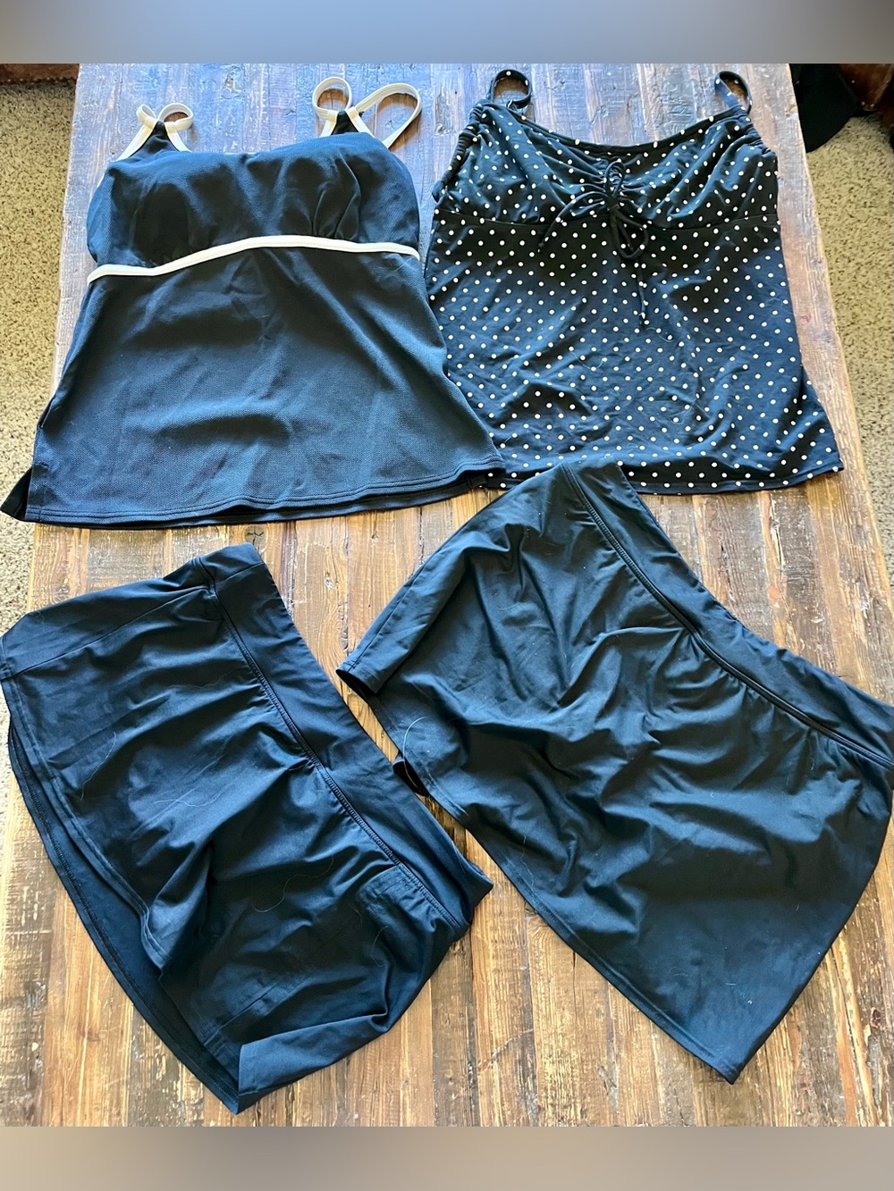 Lands' End Black & White: 2 Sets of Interchangeable Swimsuits /Tankinis Sz 8